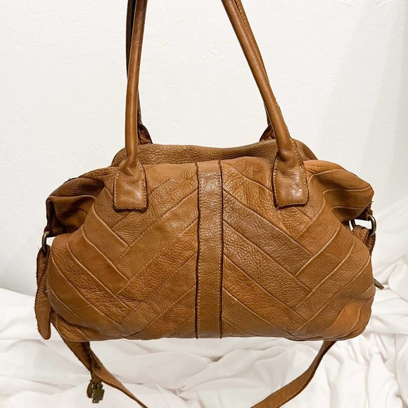 Lucky Brand Handbags - Lucky Brand Y2K Vintage 2000s Chevron Leather Tan Handbag Strap